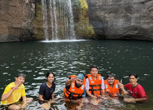 Kalmandavi Waterfall (3)
