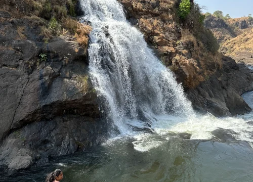 Megha waterfall (3)